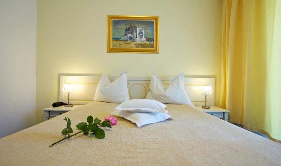 Hotel Central Mamaia Eksteriør bilde
