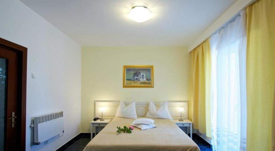 Hotel Central Mamaia Eksteriør bilde