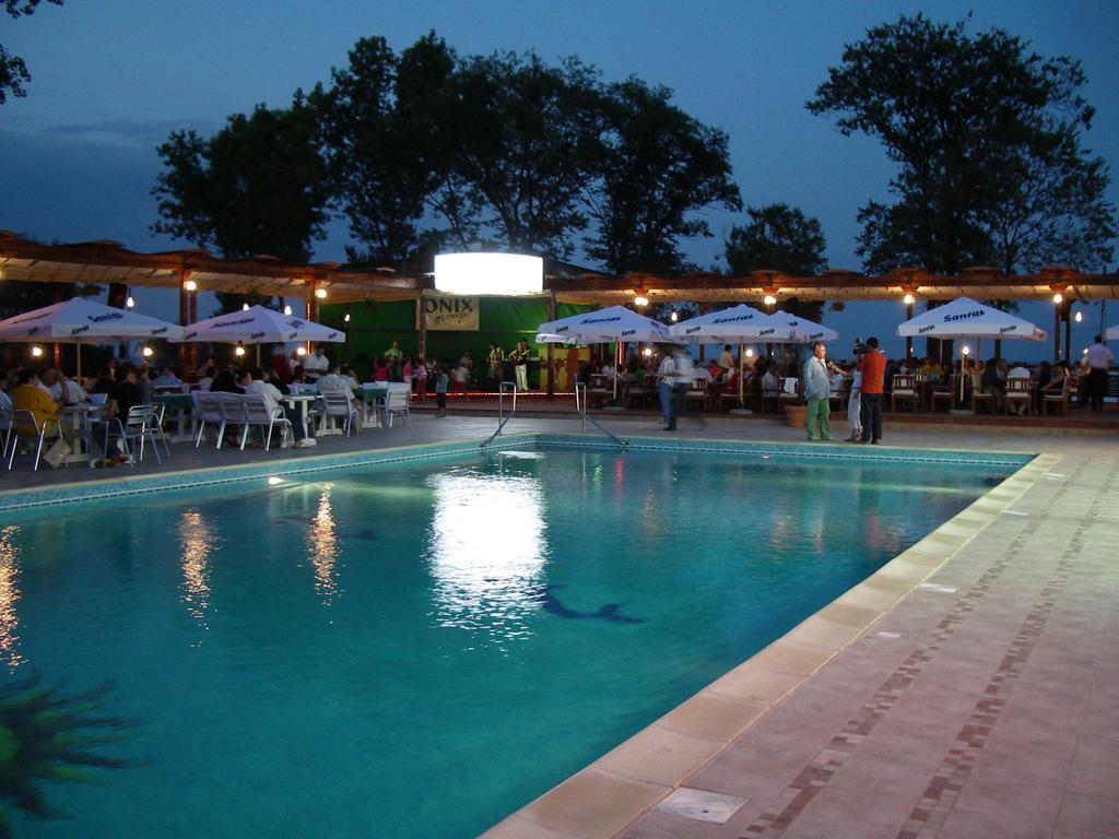 Hotel Central Mamaia Eksteriør bilde